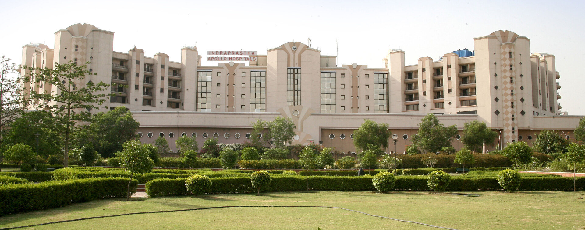 Best Hospital in Delhi | Top Hospital in Delhi | Apollo Hospitals